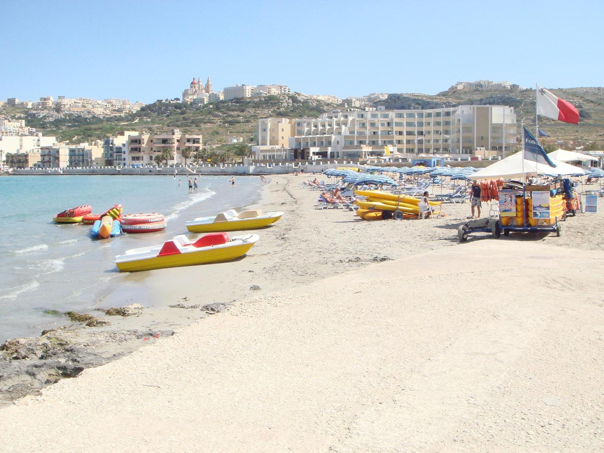 Seafront Maisonette Ocean Views & Terrace Mellieħa Esterno foto